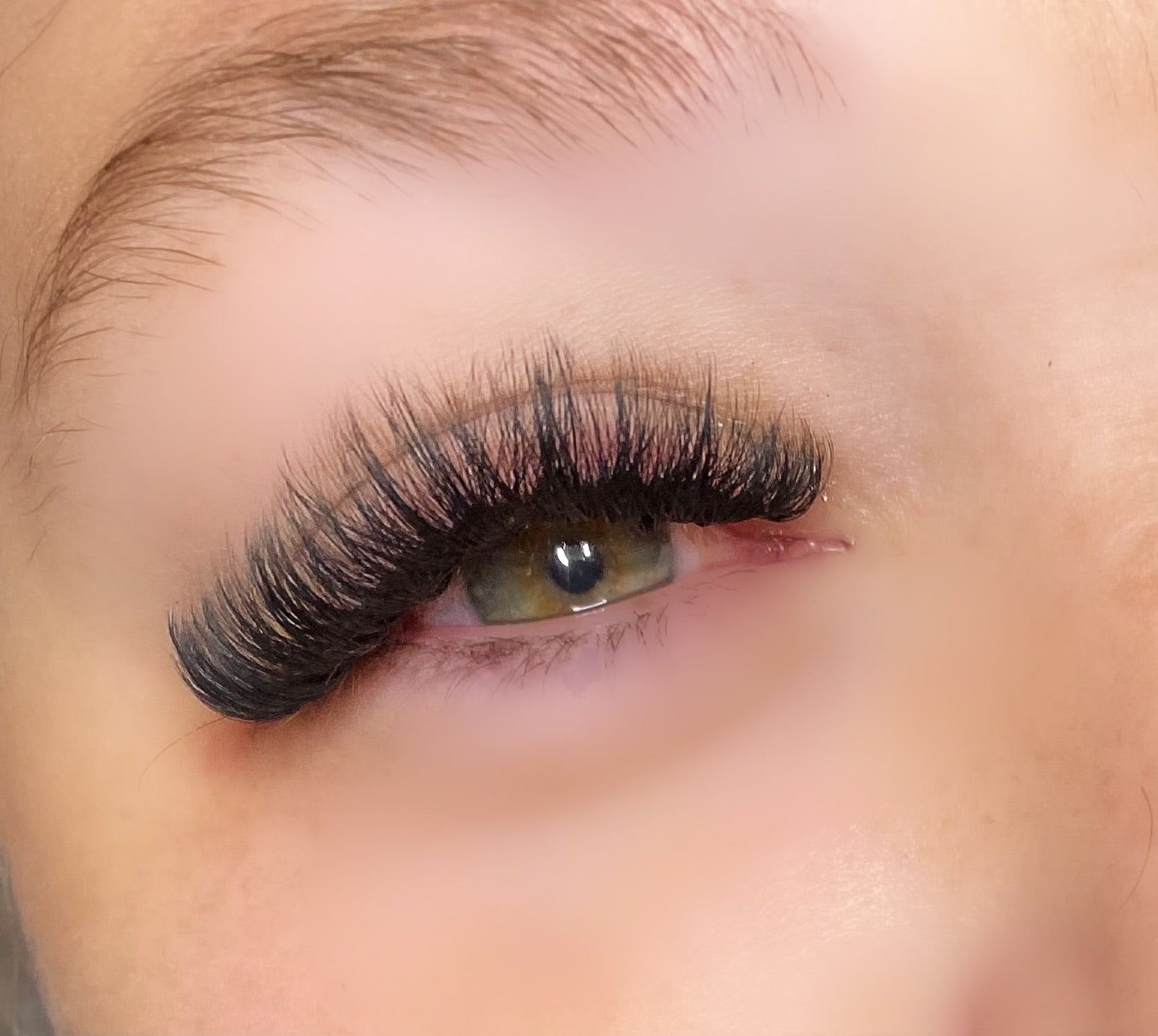 0.05 Volume Lashes