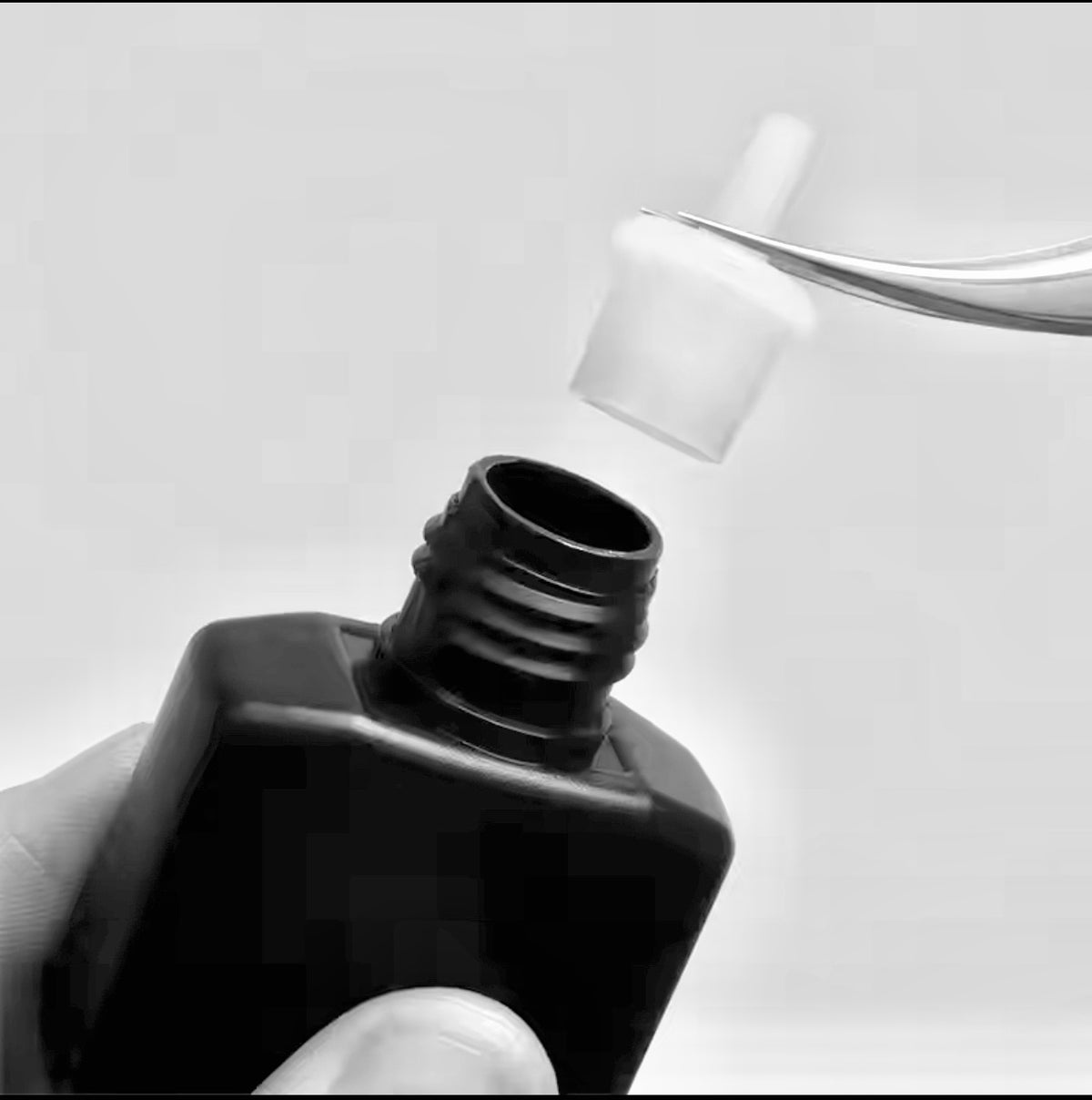 Adhesive Tool: Glue Toppers